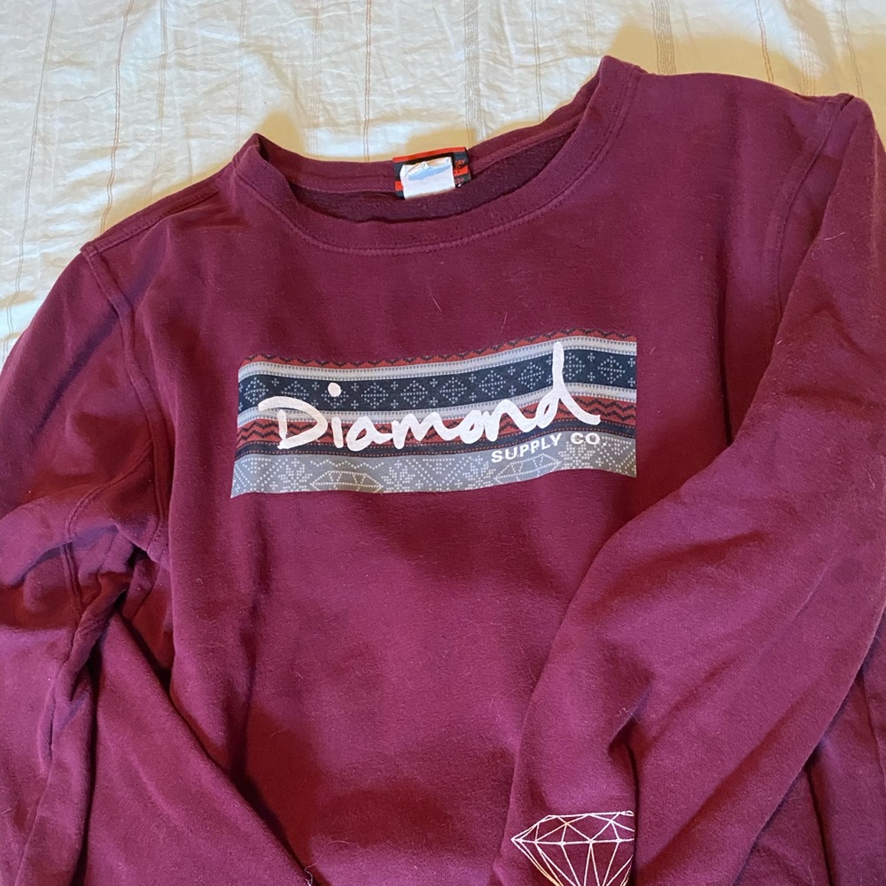 Diamond crew neck size medium